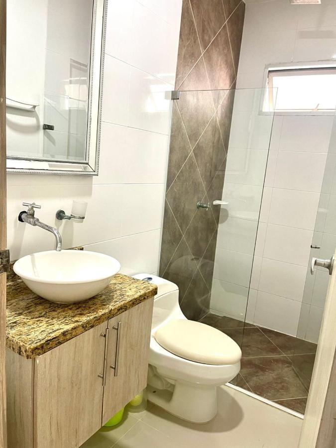 Apartamento Frente Al Mar Coveñas Eksteriør billede